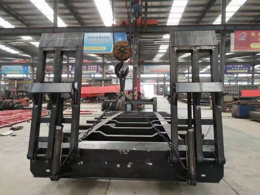 4 Line 8 Axle Low Bed Semi Trailer For Transporting Construction Machinery