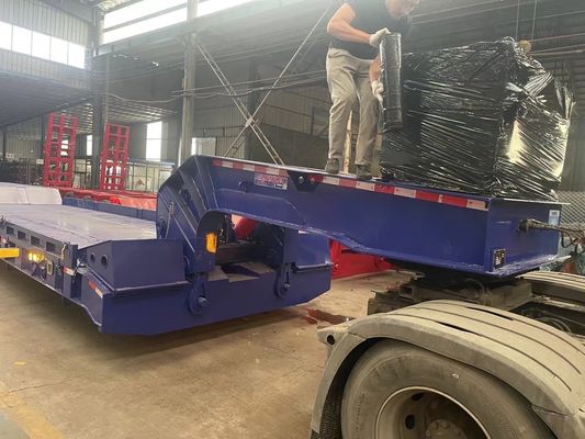 3 Axle Heavy Duty Low Loader Lowboy Semi Trailers For Excavator Transport